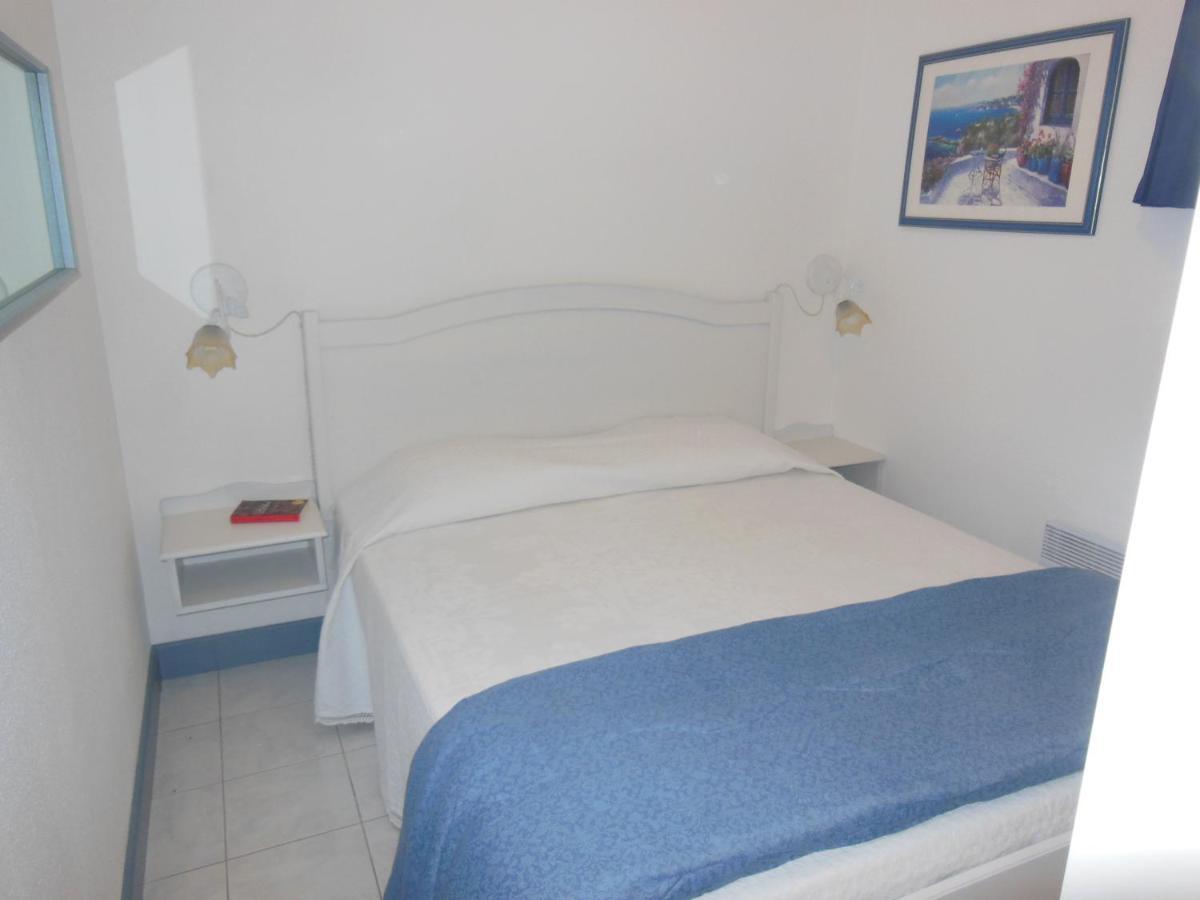 Luxury Apartment In Port Гримо Экстерьер фото